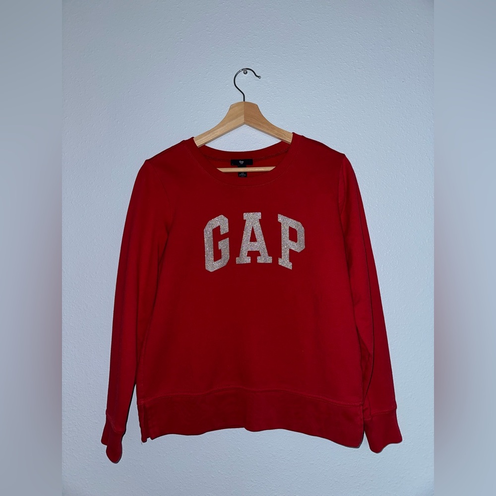 GAP Red Sweatshirt